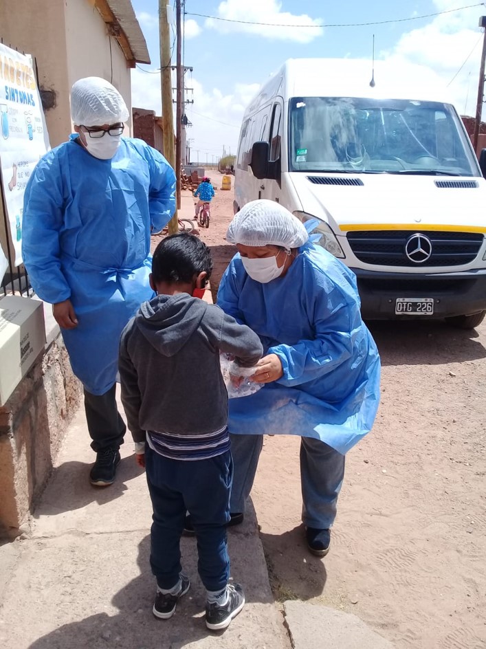 与外地医院相助，，，，，开展康健预防检测